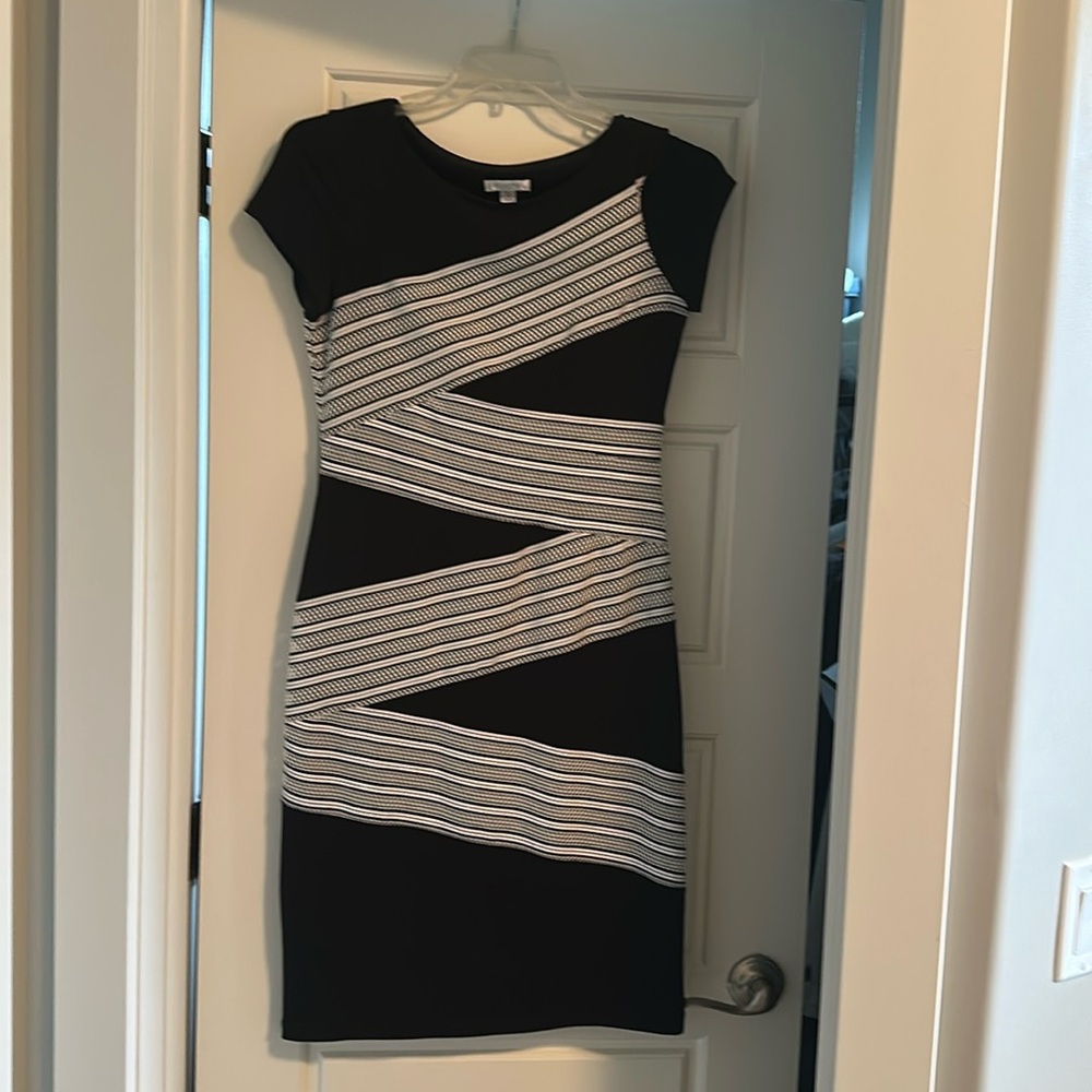 London Times size 10 black/ cream dress.